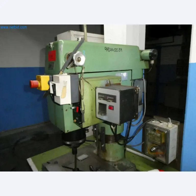 Tooling and punching machines, presses and accessories-6