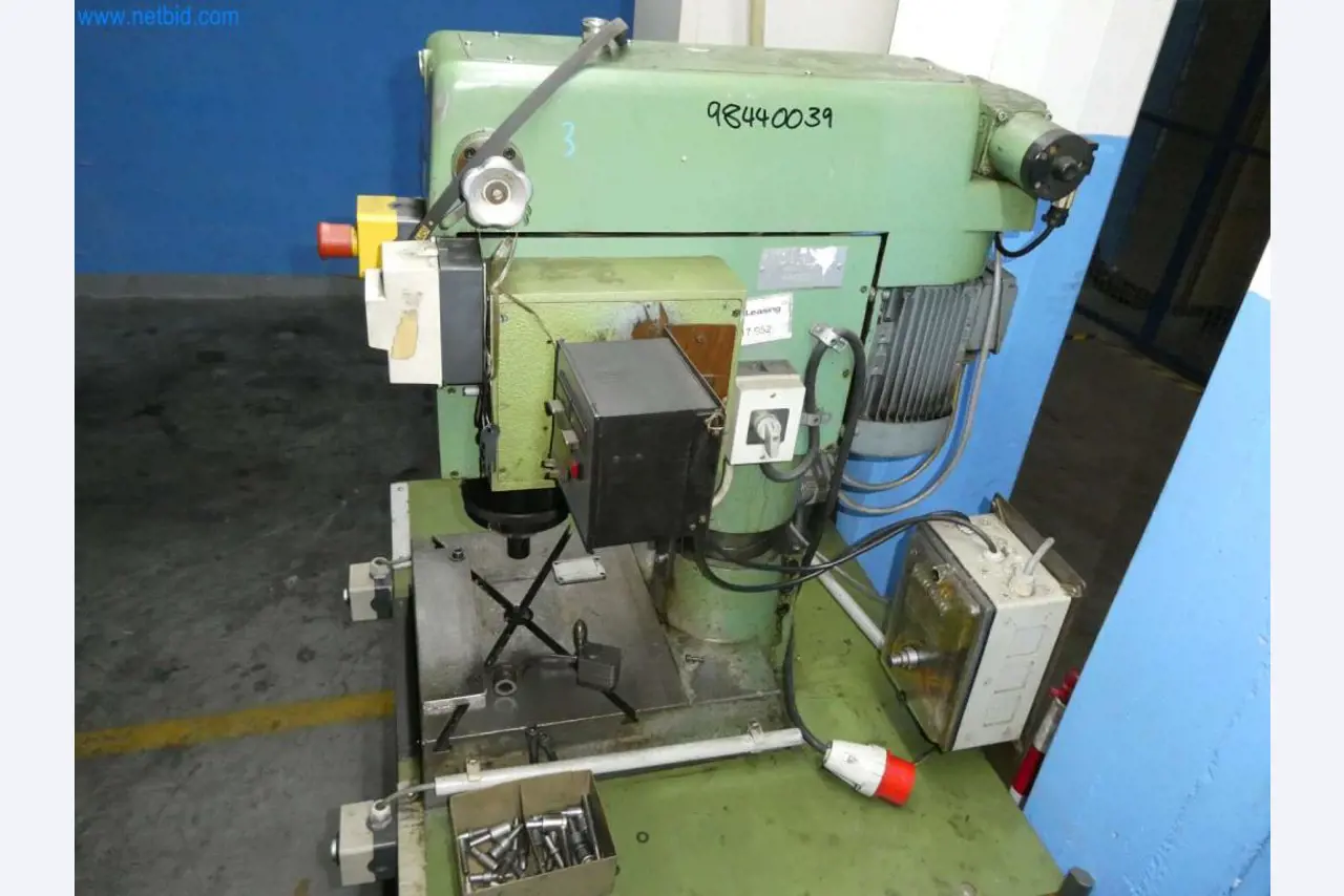 Tooling and punching machines, presses and accessories-7