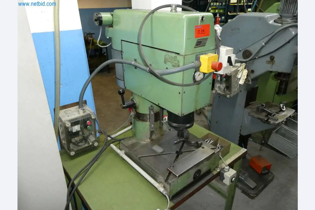 Tooling and punching machines, presses and accessories-8