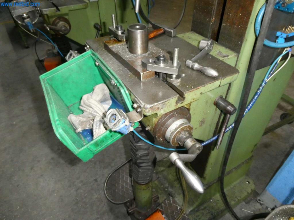 Máquinas-herramienta y punzonadoras, prensas y accesorios-7