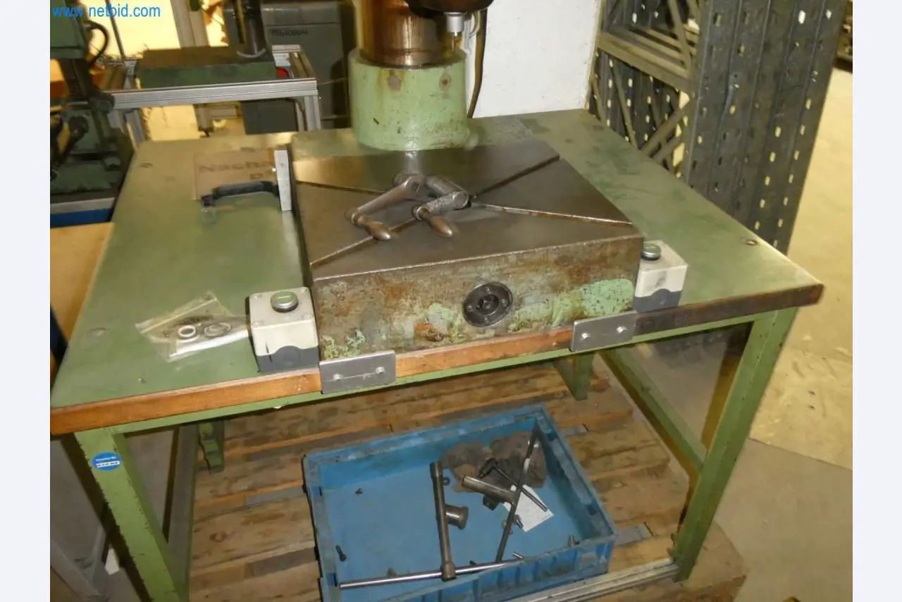 Tooling and punching machines, presses and accessories-5