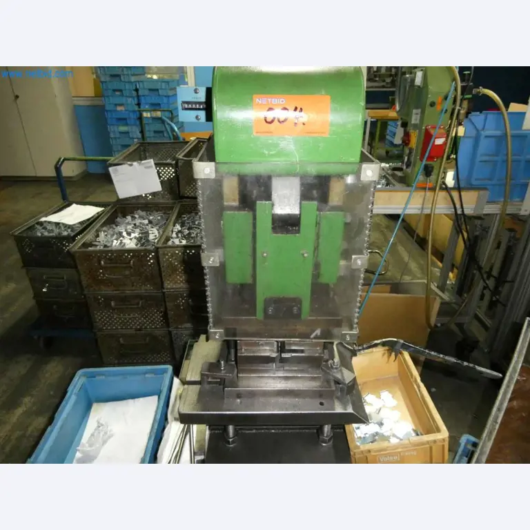 Máquinas-herramienta y punzonadoras, prensas y accesorios-5