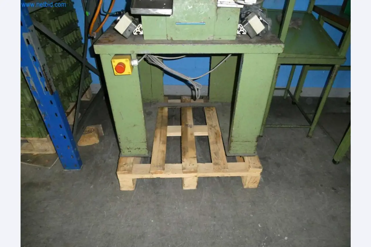 Obdelovalni stroji in stroji za izsekovanje, stiskalnice in pribor-7