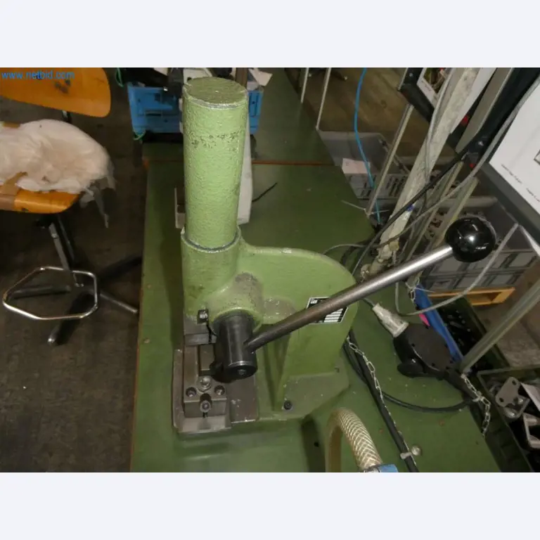 Werkzeug- und Stanzmaschinen, Pressen und Zubehör-2