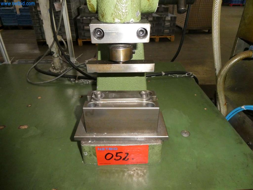 Werkzeug- und Stanzmaschinen, Pressen und Zubehör-6