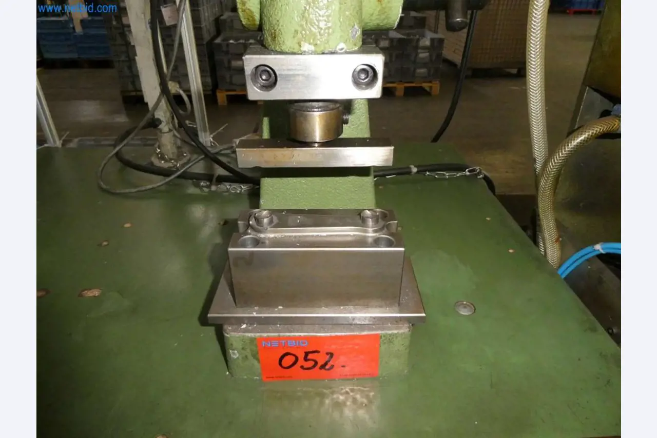 Werkzeug- und Stanzmaschinen, Pressen und Zubehör-6