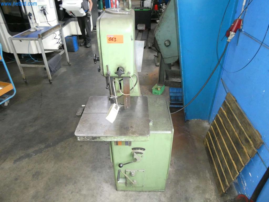 Máquinas-herramienta y punzonadoras, prensas y accesorios-6