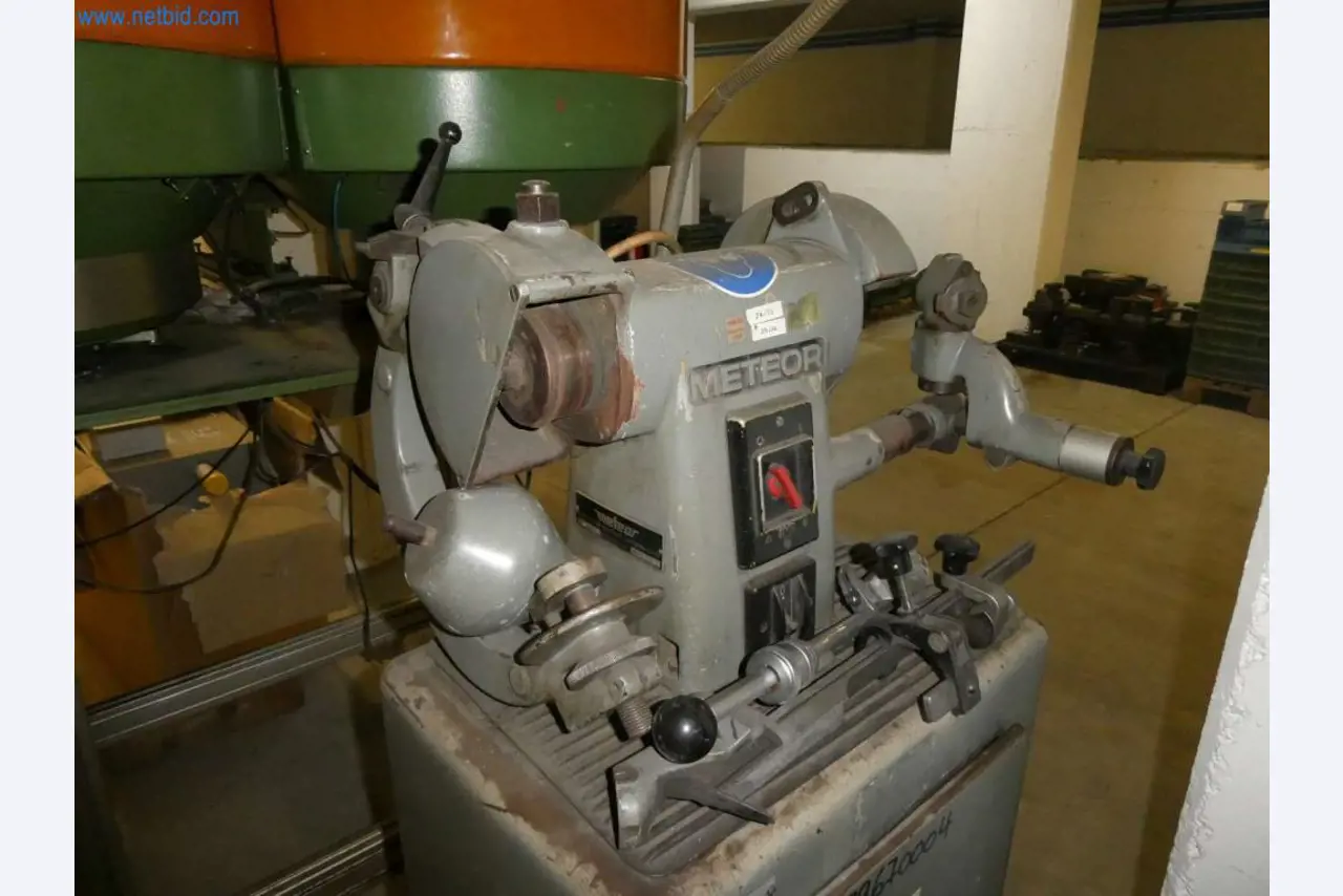 Gereedschapswerktuigen en ponsmachines, persen en toebehoren-1