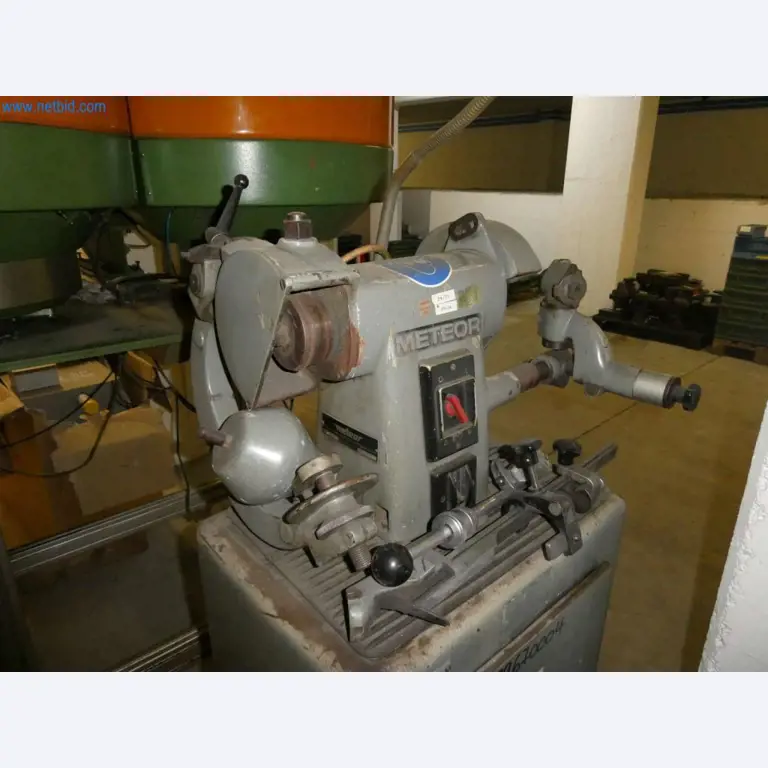 Gereedschapswerktuigen en ponsmachines, persen en toebehoren-1
