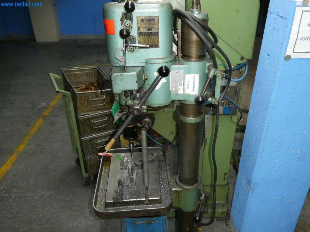 Máquinas-herramienta y punzonadoras, prensas y accesorios-5