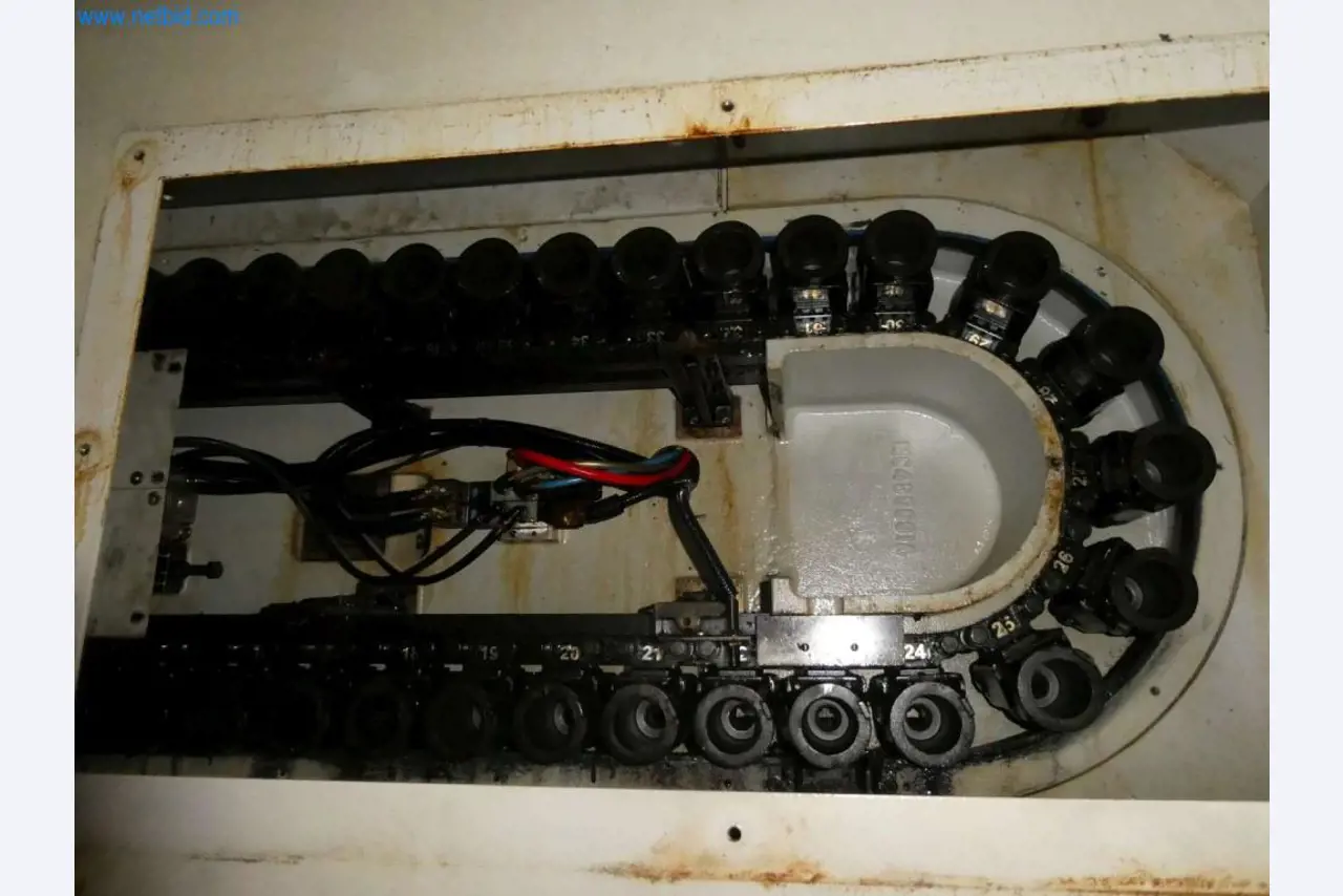 Tooling and punching machines, presses and accessories-13