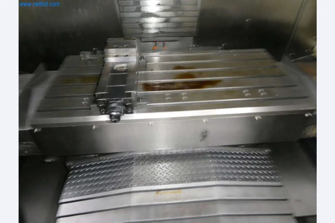 Tooling and punching machines, presses and accessories-8