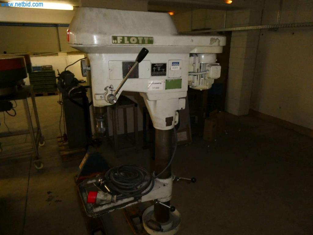 Máquinas-herramienta y punzonadoras, prensas y accesorios-6