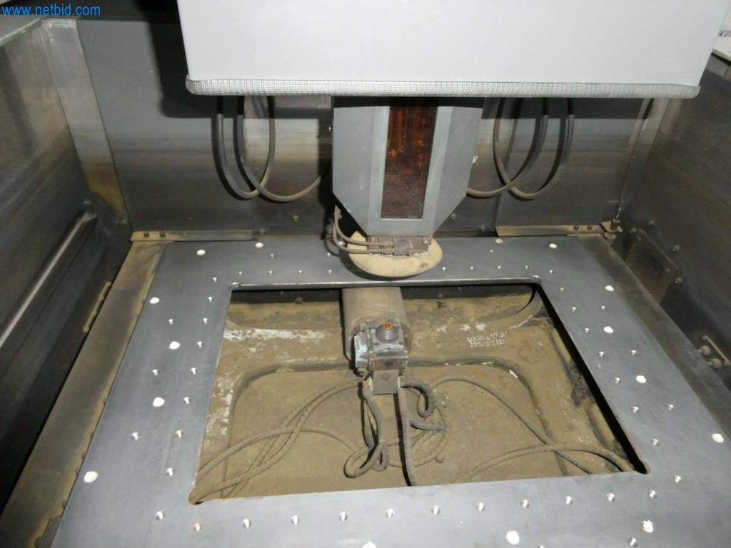 Máquinas-herramienta y punzonadoras, prensas y accesorios-7