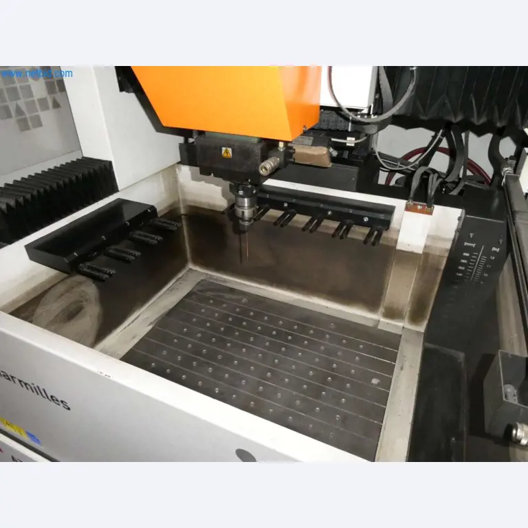 Gereedschapswerktuigen en ponsmachines, persen en toebehoren-4