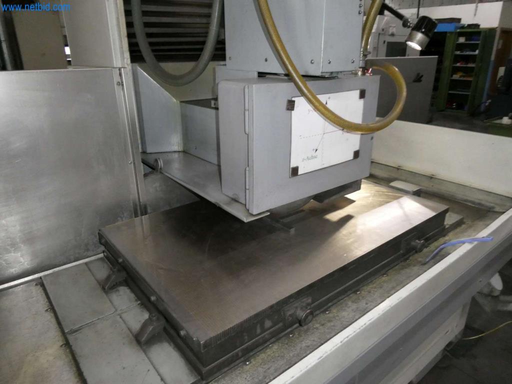 Obráběcí a děrovací stroje, lisy a příslušenství-4