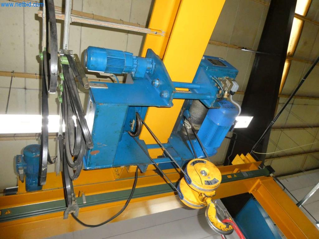 Máquinas-herramienta y punzonadoras, prensas y accesorios-10