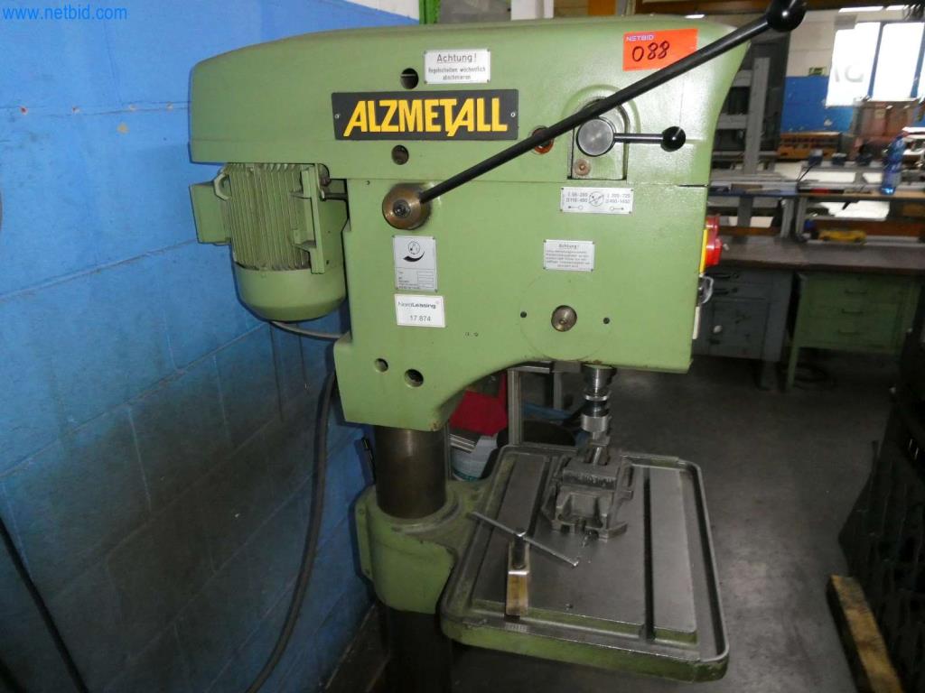 Máquinas-herramienta y punzonadoras, prensas y accesorios-4