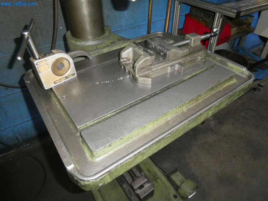 Máquinas-herramienta y punzonadoras, prensas y accesorios-6