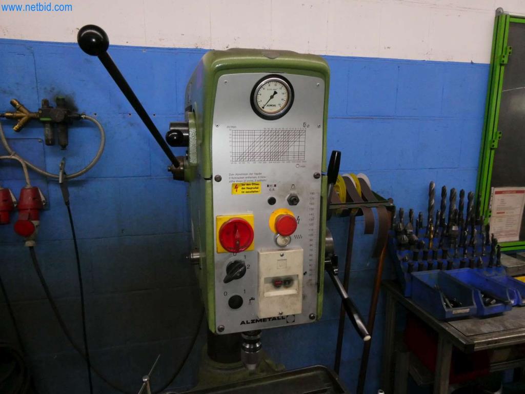 Máquinas-herramienta y punzonadoras, prensas y accesorios-7