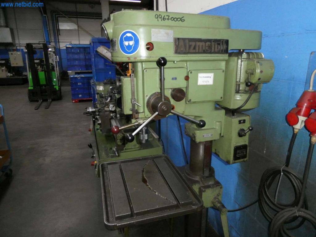 Máquinas-herramienta y punzonadoras, prensas y accesorios-4