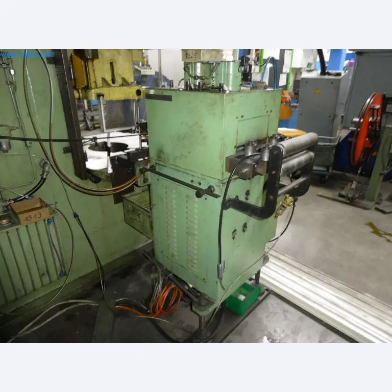 Máquinas-herramienta y punzonadoras, prensas y accesorios-12