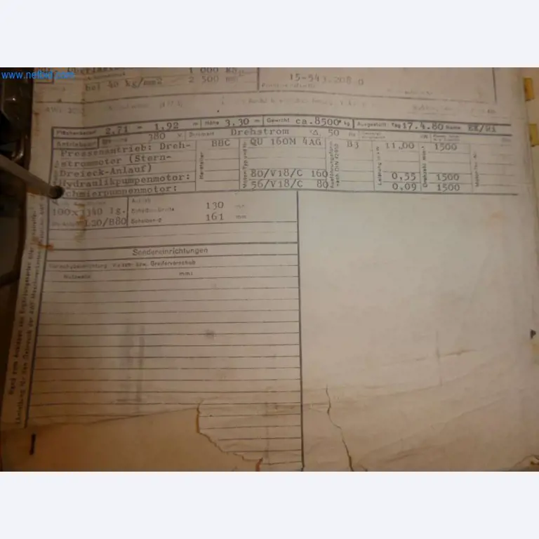 Máquinas-herramienta y punzonadoras, prensas y accesorios-22