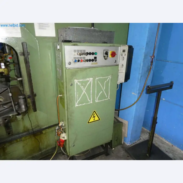 Máquinas-herramienta y punzonadoras, prensas y accesorios-4