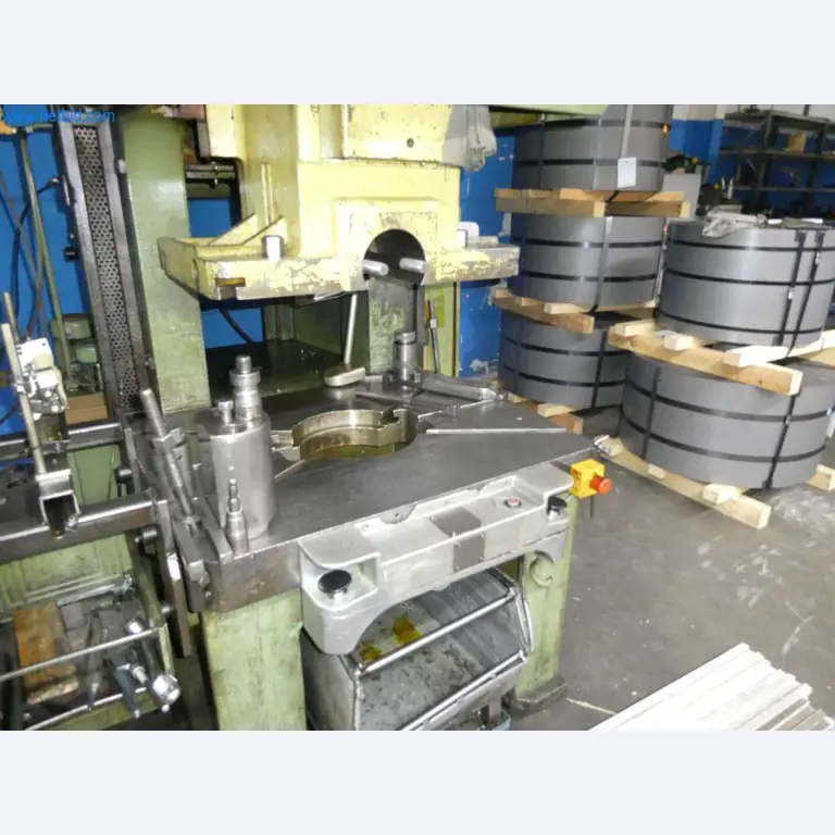 Máquinas-herramienta y punzonadoras, prensas y accesorios-6