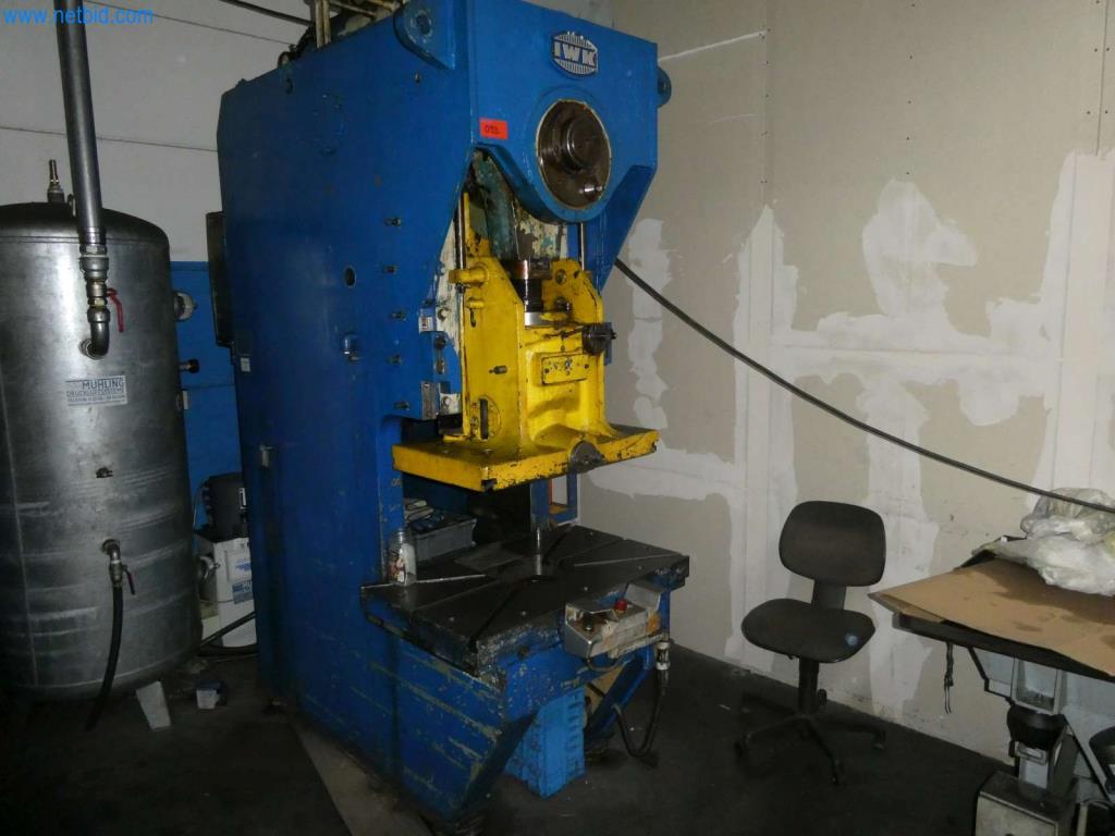 Werkzeug- und Stanzmaschinen, Pressen und Zubehör-3