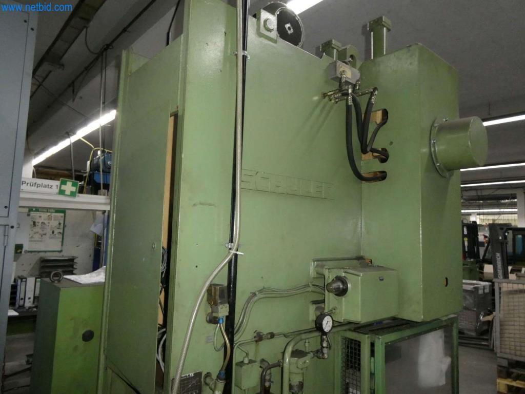 Obráběcí a děrovací stroje, lisy a příslušenství-8