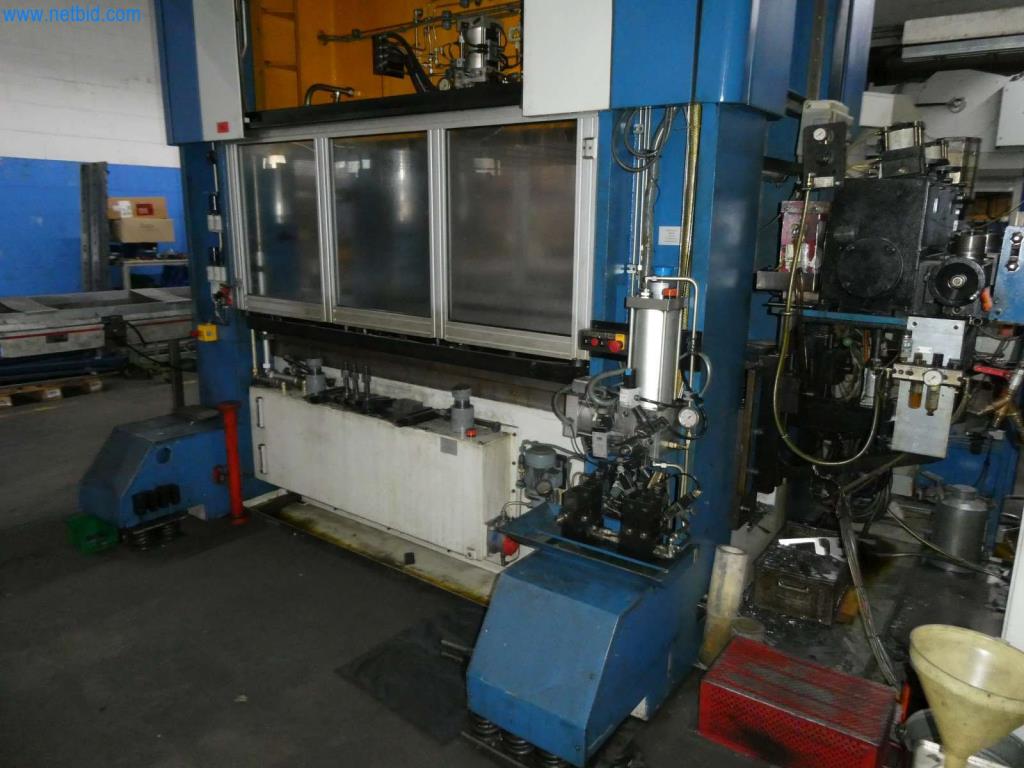 Werkzeug- und Stanzmaschinen, Pressen und Zubehör-12