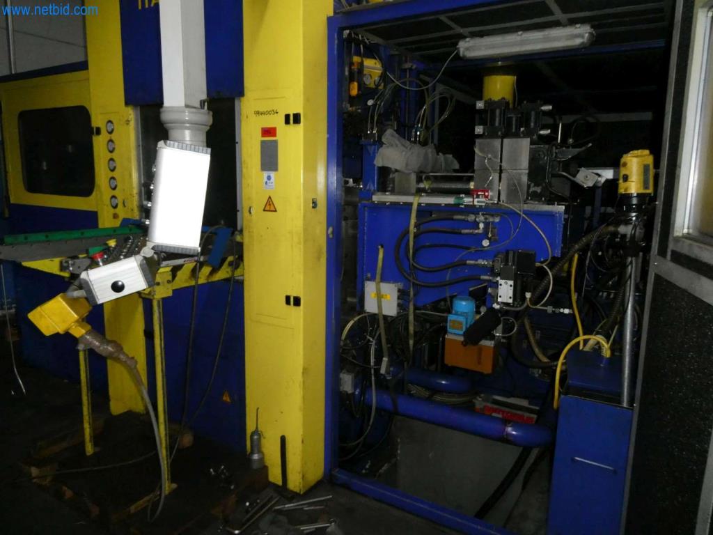 Obrabiarki i wykrawarki, prasy i akcesoria-12