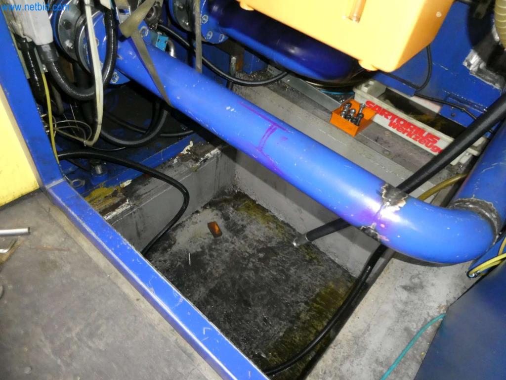 Obrabiarki i wykrawarki, prasy i akcesoria-13