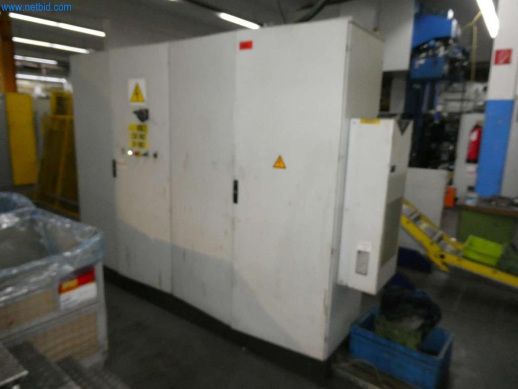 Obrabiarki i wykrawarki, prasy i akcesoria-16