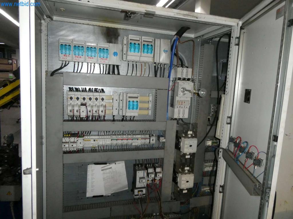 Obrabiarki i wykrawarki, prasy i akcesoria-18