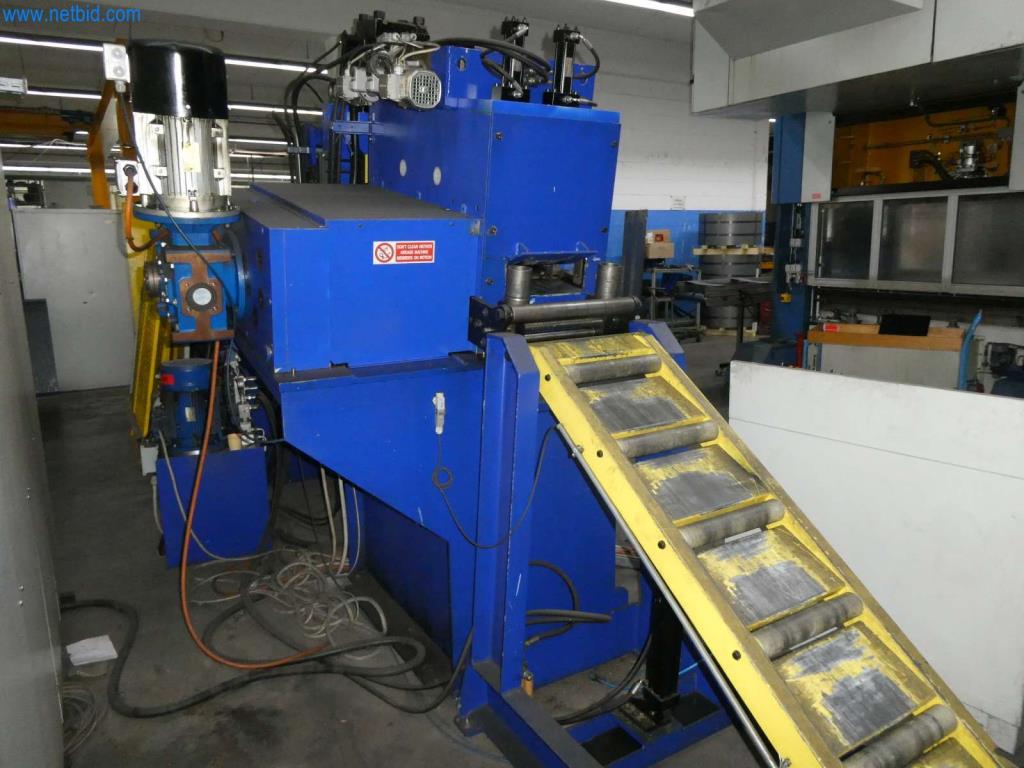 Obrabiarki i wykrawarki, prasy i akcesoria-19