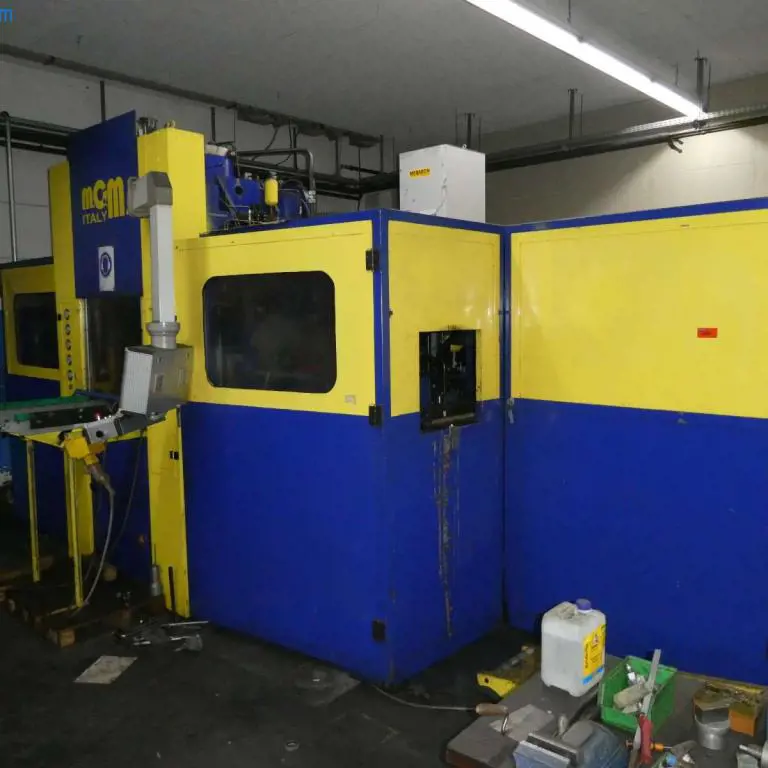 Fine blanking press system MCM 450