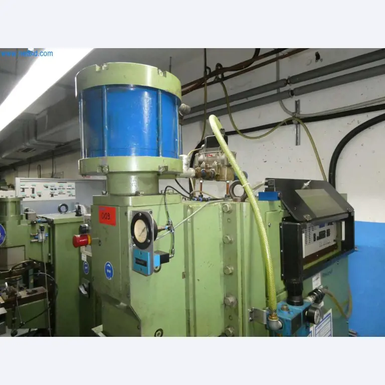 Máquinas-herramienta y punzonadoras, prensas y accesorios-10