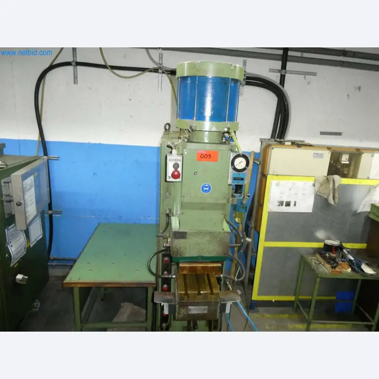 Máquinas-herramienta y punzonadoras, prensas y accesorios-3