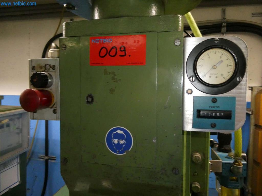 Máquinas-herramienta y punzonadoras, prensas y accesorios-5