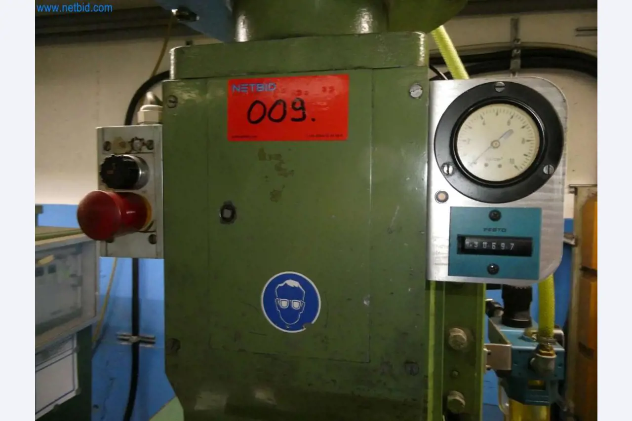 Máquinas-herramienta y punzonadoras, prensas y accesorios-5