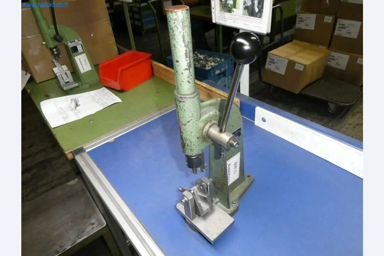 Gereedschapswerktuigen en ponsmachines, persen en toebehoren-2