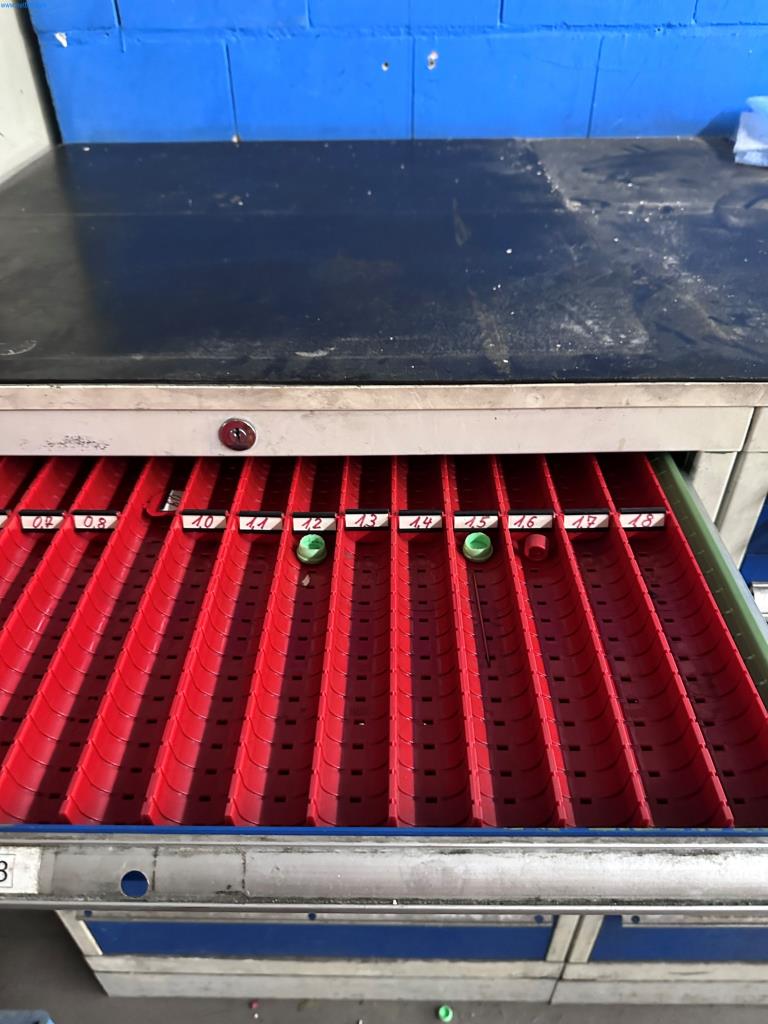 Werkzeug- und Stanzmaschinen, Pressen und Zubehör-18