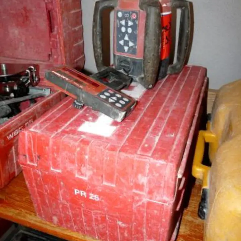 Laser budowlany/obrotowy Hilti PR 25