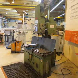 Schnellradialbohrmaschine HKS 32M6