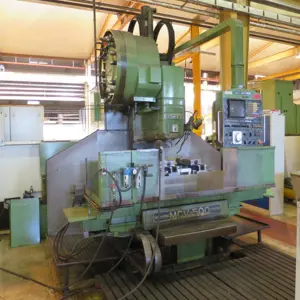 CNC-Bohr-/Fräszentrum OKK MCV-500