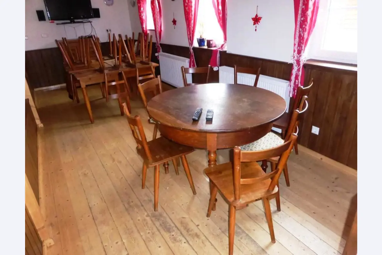 Horvath, Josef Lazlo-5