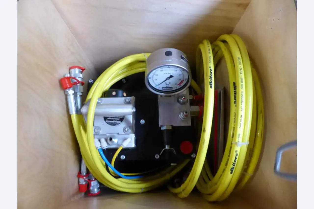 Control- and Flow-Technology -13