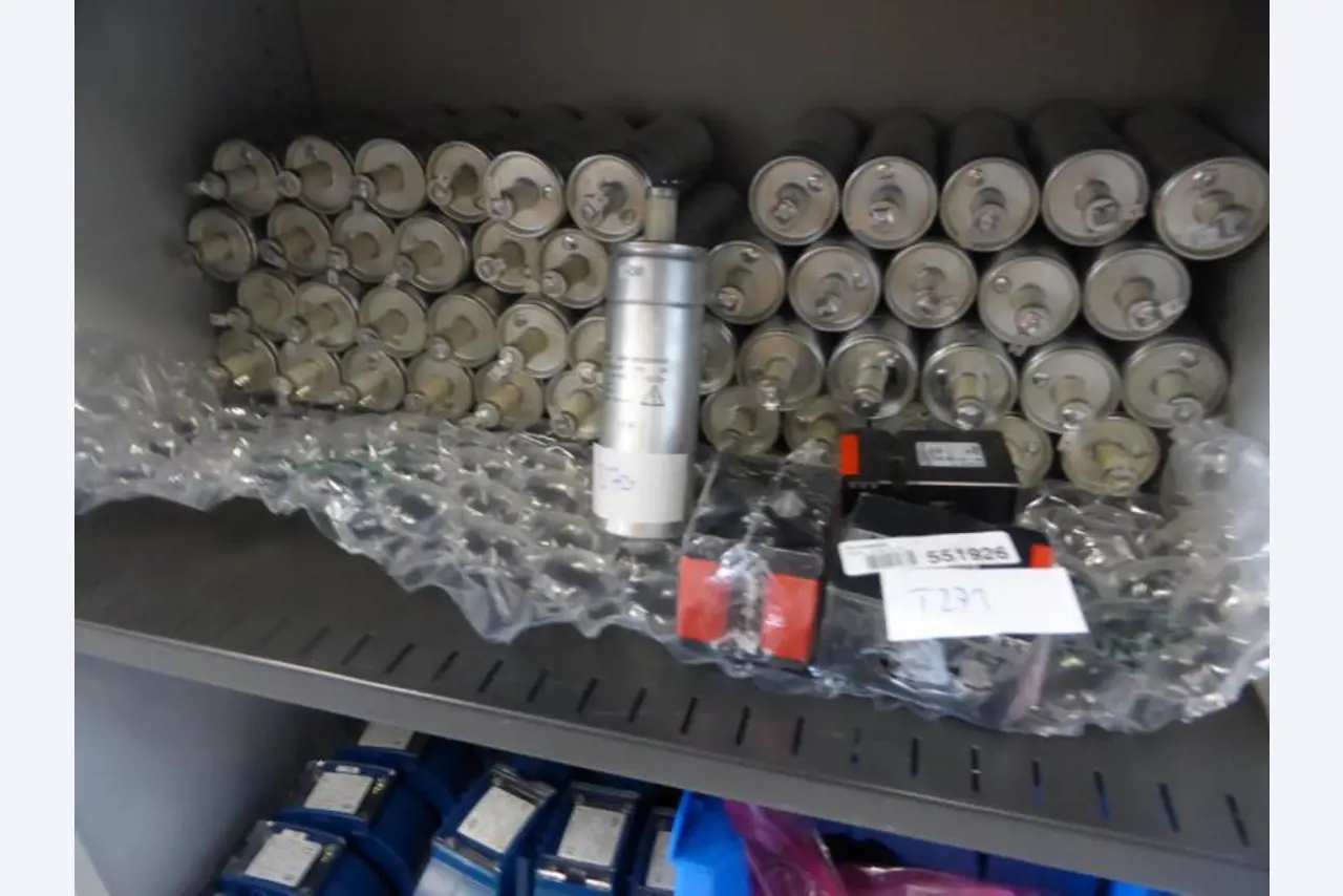 Control- and Flow-Technology -25